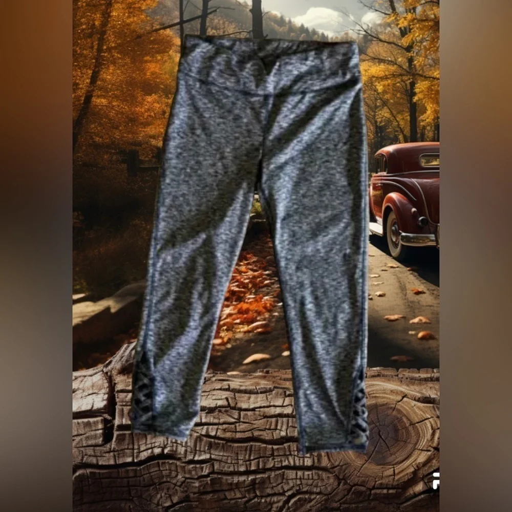 Everlast sport Capri pants gray polyester and spandex size M